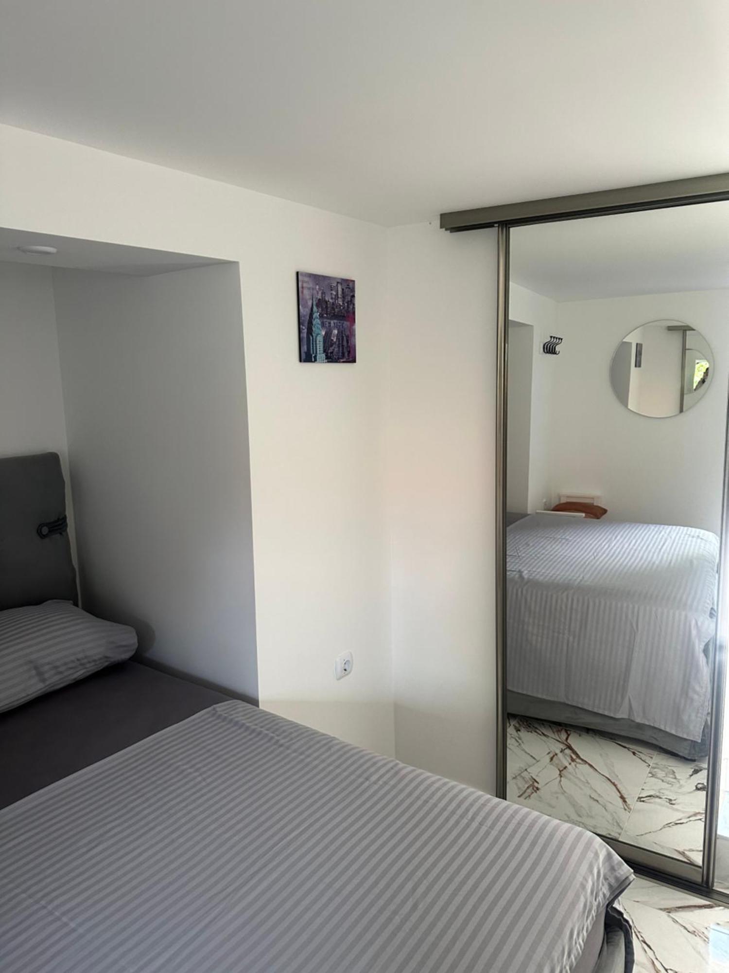 Apartman Lili Cetinje Exterior foto
